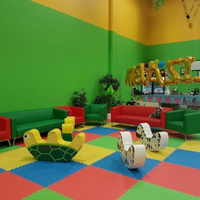 Jungle Land in Vaughan, Ontario is the best indoor playground in the GTA